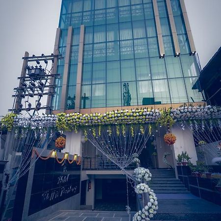 Hotel Welkin Residency Tezpur Ngoại thất bức ảnh