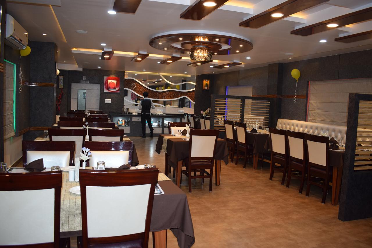 Hotel Welkin Residency Tezpur Ngoại thất bức ảnh