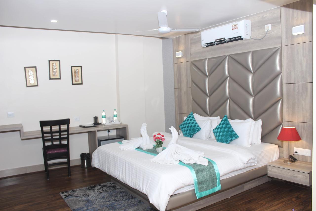 Hotel Welkin Residency Tezpur Ngoại thất bức ảnh