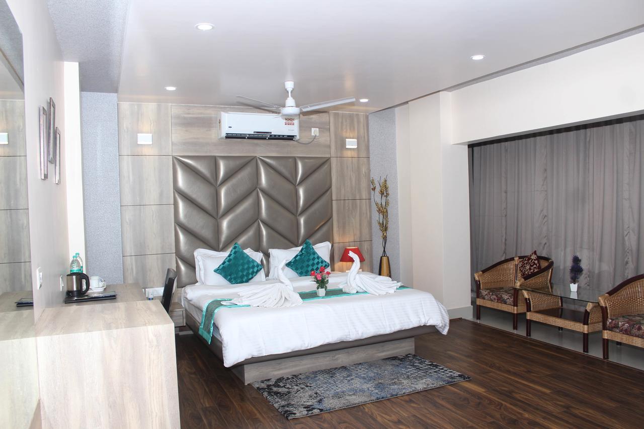 Hotel Welkin Residency Tezpur Ngoại thất bức ảnh